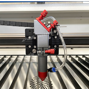 Máquina de grabado láser CO2 de alta calidad 2025, módulo de corte 1390 para Metal acrílico, madera, vidrio, piedra, refrigeración automática por agua - Product Image 6