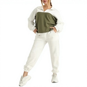 Conjunto Deportivo de Maternidad EVERGLOW para Mujer, Primavera, Estilo Urbano, 100% Algodón, Color Liso, con Franjas en Brazos y Piernas - Product Image 1