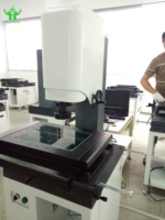 Système d'inspection vidéo, machine de mesure visuelle pour la tolérance de taille des pièces, machine de mesure optique