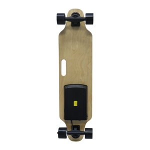 Vente en gros d'usine : Skateboard électrique 4 roues de haute qualité et à prix abordable avec batterie, longboards complets, très demandé en Europe - Product Image 1