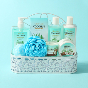 Conjunto de regalo de spa para <span class=keywords><strong>mujer</strong></span> de lujo Body & Earth 8 piezas Conjuntos de baño para <span class=keywords><strong>mujer</strong></span> con baño de burbujas con aroma a flor de cerezo y jazmín - Product Image 6
