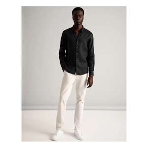 เสื้อเชิ้ตผู้ชายทรงโมเดิร์น ออกแบบมาเพื่อการสวมใส่ตลอดวัน ผลิตจากวัสดุที่ระบายอากาศได้ดี ตะเข็บเย็บทนทาน และดีไซน์ที่เรียบหรู - Product Image 6