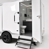 Remorque Sanitaire Mobile de Luxe à 3 Stations, Toilettes Portables à Panneaux Double Paroi pour Écoles, Bureaux et Hôpitaux