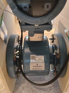 Stock New Good Price Rosemounts 8750/8700 Magnetic <b>Flow</b> <b>Meters</b> Rosemounts 8705 8707 8711 8712 8712H 8721 8732 8750 - Product Image 3