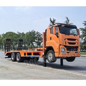 Camion plateau 1SUZU GIGA chinois avec échelle arrière 6x4, camion porte-conteneurs de 20 tonnes pour le transport de machines lourdes - Product Image 4