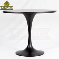 Pied de table en acier inoxydable Tulip Saarinen avec plateau en marbre noir robuste pour ateliers extérieurs et salons