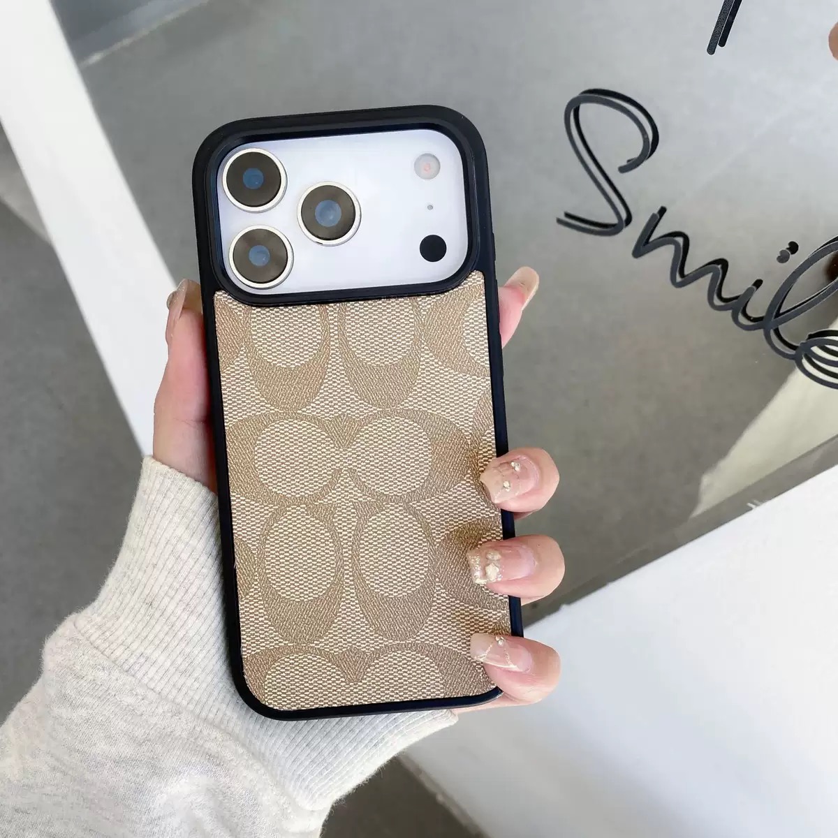 Beige7