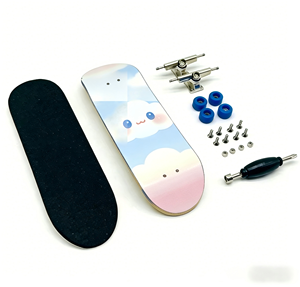 Vente en gros de fingerboards en bois personnalisés, ensemble complet de <span class=keywords><strong>mini</strong></span>-skateboards pour doigts, <span class=keywords><strong>jouet</strong></span> pour cadeaux promotionnels - Product Image 3