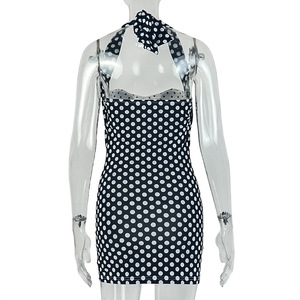 G03132C Collezione Primavera/Estate 2026: Abiti Halter con Stampa Dorata per Donna in Offerta - Product Image 6
