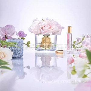 ดอกกุหลาบประดิษฐ์หอม ตกแต่งบ้านหรูหรา ของขวัญวันวาเลนไทน์ ปรับแต่งได้ รับผลิตแบรนด์ส่วนตัว OEM - Product Image 1