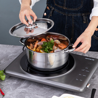 Ensemble d'ustensiles de cuisine 8 pièces en acier inoxydable poli de luxe, moderne, résistant au four et au lave-vaisselle, prix fabricant, unique et neuf