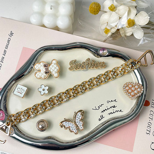 Rednote Ins <span class=keywords><strong>D</strong></span>écorations de chaussures Mignon dessin animé <span class=keywords><strong>Ours</strong></span> blanc Papillon <span class=keywords><strong>Boucle</strong></span> de chaussure Accessoires pour sabots Bling Designer Charms de chaussures - Product Image 3