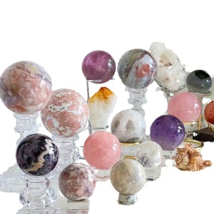 Bolas <span class=keywords><strong>de</strong></span> cristal curativas talladas a mano <span class=keywords><strong>de</strong></span> alta calidad, 5-7cm, varios materiales, artesanía al por mayor para decoración <span class=keywords><strong>y</strong></span> ritual <span class=keywords><strong>de</strong></span> meditación - Product Image 1