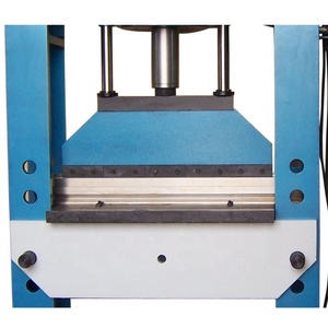 Máquina Hidráulica para Doblar Láminas Metálicas HPB-150 - Product Image 2