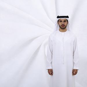 ثوب إسلامي عربي تقليدي بلون موحد 100% بوليستر بسعر المصنع المنخفض للاستخدام اليومي والرسمي - Product Image 1
