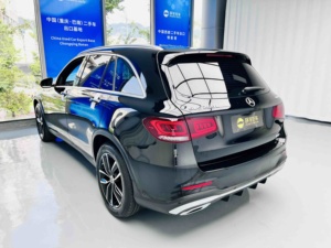 <span class=keywords><strong>Mercedes</strong></span>-<span class=keywords><strong>Benz</strong></span> GLC 260L 4MATIC d'occasion 2022, boîte automatique 9 vitesses, sièges en cuir chauffants, voiture d'occasion sûre et fiable - Product Image 6