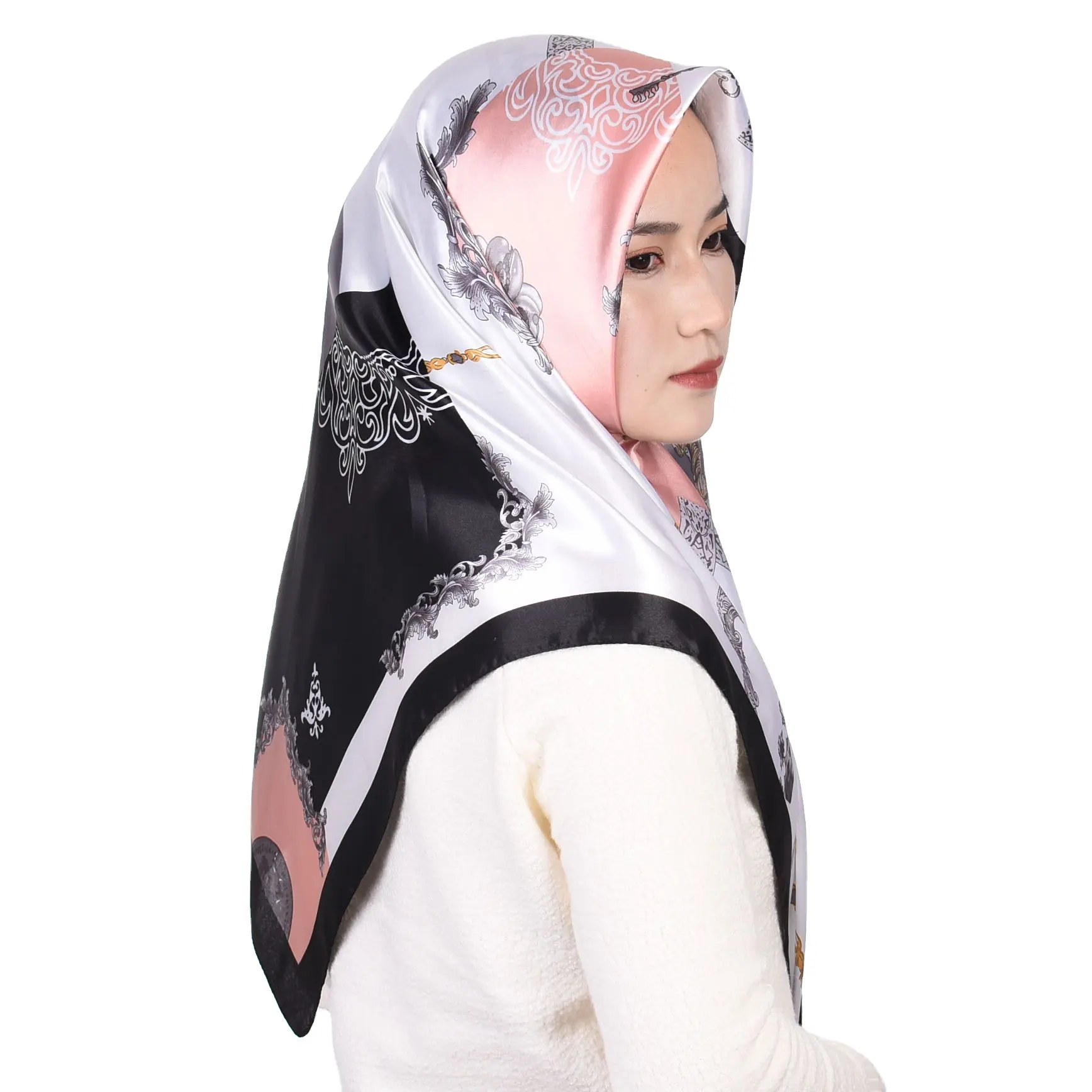 Bas personnalisé Offre Spéciale de haute qualité Vintage Style chinois musulman Hijab châle toutes saisons général doux satin soie 90 en gros