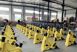 Bicicleta de Spinning Comercial Profesional para Interiores con Volante de Inercia de 18 kg, Versión Mejorada, Asiento Fijo - Product Image 6