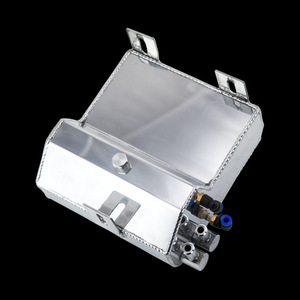 Réservoir d'eau en alliage d'aluminium 2L, kit de réparation universel pour modèles de voitures, avec clips et raccords - Product Image 4