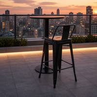 Tabouret de bar industriel robuste en acier thermolaqué à dossier bas avec repose-pieds pour îlot de cuisine, bar ou café