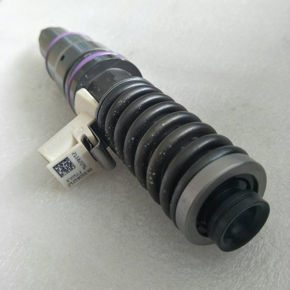 common rail injector 20555521 BEBE4D04002 for volvo /Renault trucks MD11 diesel injector nozzle 20555521 BEBE4D04002 L210PBC