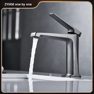 <span class=keywords><strong>Robinet</strong></span> de lavabo à poignée unique, à montage sur plan, en laiton brossé gris canon, style nordique, luxe léger, eau chaude et froide, pour la maison et l'hôtel - Product Image 2