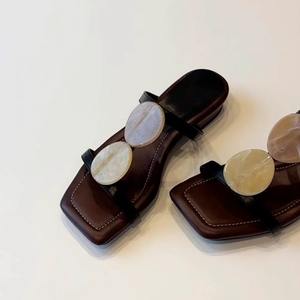 Sandales plates élégantes en cuir véritable, style romain, à bout carré ouvert, à talon bas, respirantes, de petite taille, style français - Product Image 6