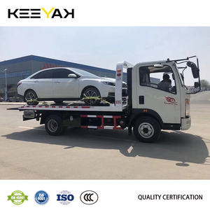 Camion <span class=keywords><strong>de</strong></span> <span class=keywords><strong>d</strong></span>épannage à plateau plat HOWO 4x2, 4 tonnes, 140 CV, avec élévateur <span class=keywords><strong>de</strong></span> roues, pour le transport <span class=keywords><strong>de</strong></span> voitures, semi-plat - Product Image 4