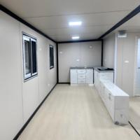 Maison préfabriquée extensible à énergie solaire, maison modulaire mobile hors réseau avec salle de bain et cuisine, prête à être habillée