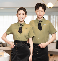 Vêtements de travail unisexes pour hommes et femmes en gros pour restaurant, café, bar, hôtel, serveur, serveuse, chemise à manches courtes
