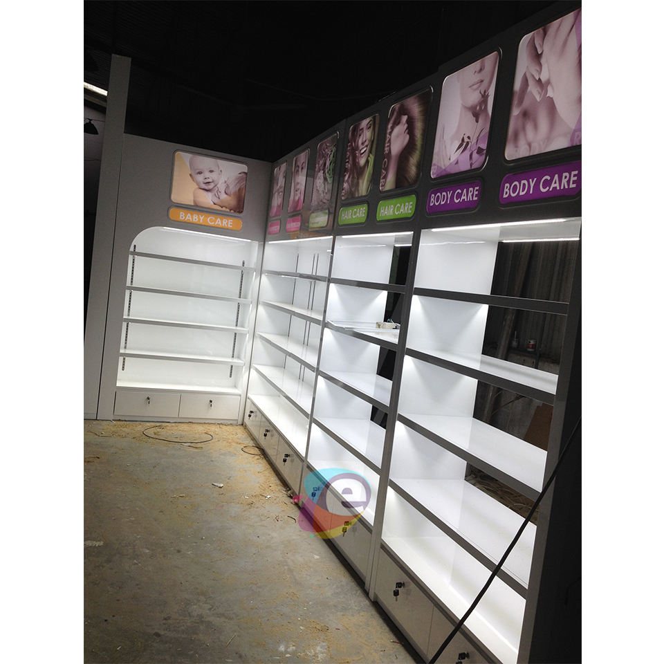Counter Design Cosmetic Shop Display showcase Kiosk Shop Scent Design ...