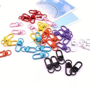 Meilleures ventes : Porte-clés, crochet de porte, boucle pivotante universelle, clip pour chien en alliage DIY, et accessoires de bagages, style épuré, finition peinture cuite colorée - Product Image 2