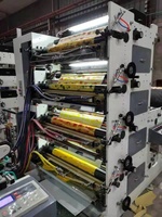 Machine d'impression flexographique automatique certifiée CE 60 m/min avec barre de retournement, 8 couleurs, type empilable pour papier et étiquettes autocollantes