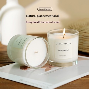 Bougie parfumée en cire de soja sans fumée - Parfum longue durée pour chambres et salles de bain ; Arôme infusé aux huiles essentielles, semi-fait main - Product Image 4