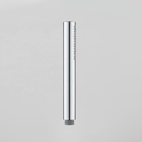 Pommeau de douche cylindrique moderne et élégant, finition chromée effet miroir, avec jets matriciels denses et large débit de pluie pour salle de bain