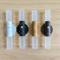 Lampe murale portable à détecteur de mouvement sur base en bois, lumière d'escalier à induction intelligente, applique murale rechargeable pour escalier