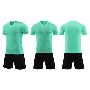 Completo Kit <span class=keywords><strong>Calcio</strong></span> Personalizzabile Stile Club - Maglia e Pantaloncini Traspiranti per Giocatori e Tifosi - Direttamente dalla Fabbrica - Product Image 3
