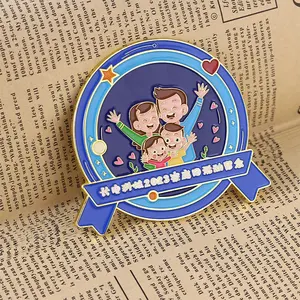 Manufacturer Design Custom Metal 3D Soft Enamel Pin Lapel Clothes Hat Pins School Logo Badge