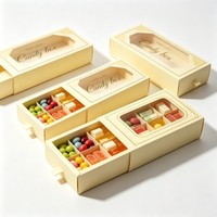 Boîte d'emballage en papier biodégradable de qualité alimentaire personnalisable pour bonbons, chocolats, pains, snacks, beignets avec fenêtre en PET – Vente en gros