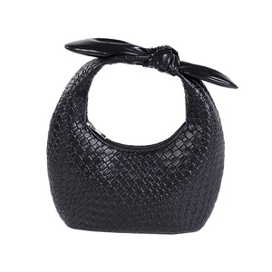Bolso de Noche Tejido con Nudos para Mujer, Bolso de Mano de Cuero PU, Bolso Tipo Dumpling Casual y Moderno para Fiestas, Compras, Citas y Viajes - Product Image 6