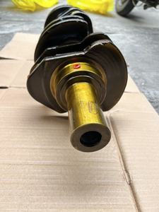 อะไหล่เครื่องยนต์รถบรรทุกโคมัตสึ เพลาข้อเหวี่ยงแบบฟอร์จ S6D125 6151-31-1110 เพลาข้อเหวี่ยงคุณภาพดีสำหรับเครื่องจักรก่อสร้าง - Product Image 1