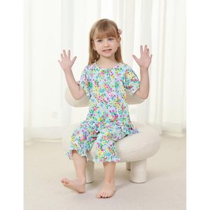 Conjunto de Pijama Floral para Mujer BambooBud, Camiseta de Manga Corta y Pantalones Capri, Ropa de Dormir de Viscosa Suave, Conjunto de 2 Piezas para Verano - Product Image 3