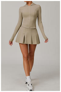 Новинка, Женский комплект из 2 предметов для теннисного гольфа, короткий топ на молнии с длинными рукавами и мини-юбкой и шортами - Product Image 3