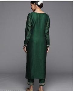 Nouveau Style Moderne Femmes Agrémenté Droite Kurta Vert Soie Mélange Tissu Dernier Design Ethnique Costume pour les Occasions Spéciales - Product Image 4