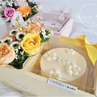 結婚式の誕生日のためのPVCミニケーキフラワーギフト包装ボックスパーティーボックス