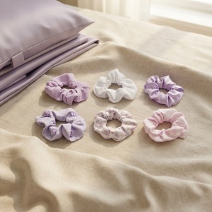 Set de Scrunchies en Tono Morado Lavanda, Satén, Waffle, Floral, a Cuadros, Bordados, Elásticos, para el Cabello, para Mujeres - Product Image 4