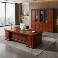 Bureau de direction classique traditionnel de haute qualité, réglable en hauteur, sculpté, finition cerisier de luxe, directement de l'usine