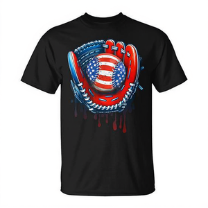 T-shirt avec motif de gant de baseball, drapeau américain et balle, thème du 4 juillet - Product Image 2