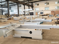Scie à panneaux horizontale automatique pour le travail du bois, machine de découpe du bois de haute précision avec moteur pour armoires chinoises