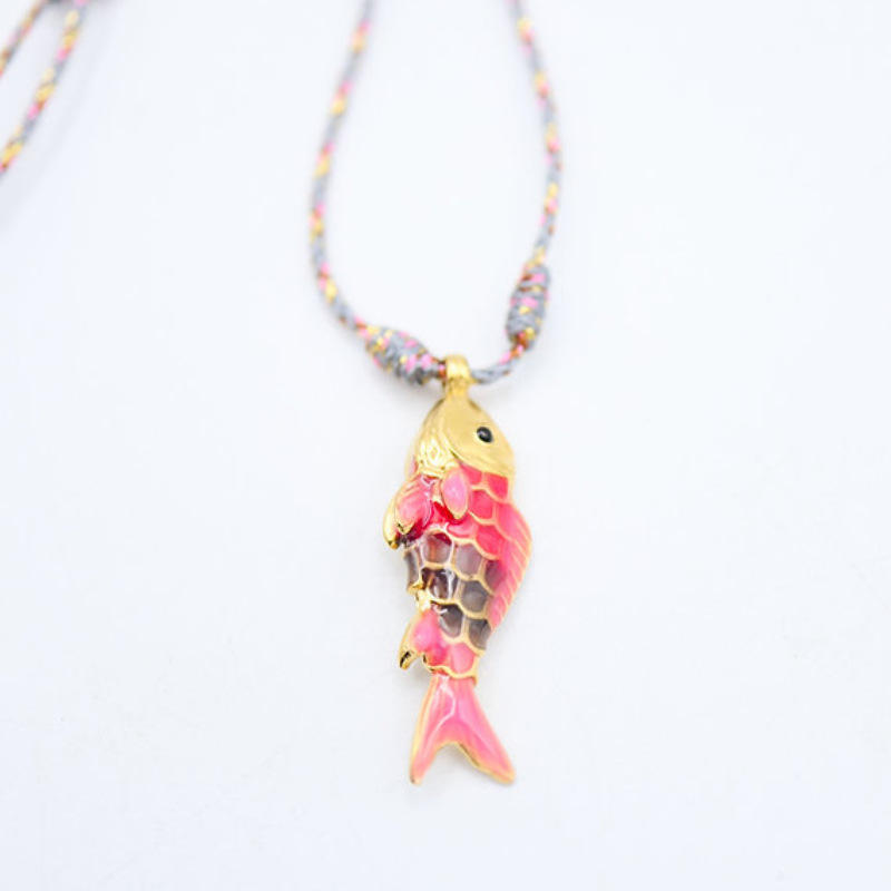 Collier petit poisson rose